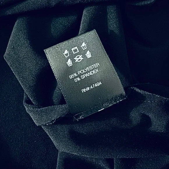 Norma Kamali Turtleneck Top - Picture 7 of 7